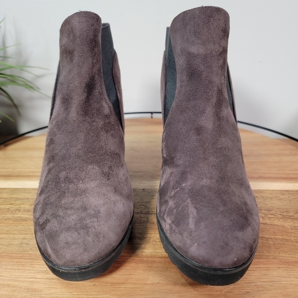 Sacha London Suede Booties with Heels Slip on Chelsea Boots Size 7.5 - Picture 4 of 15